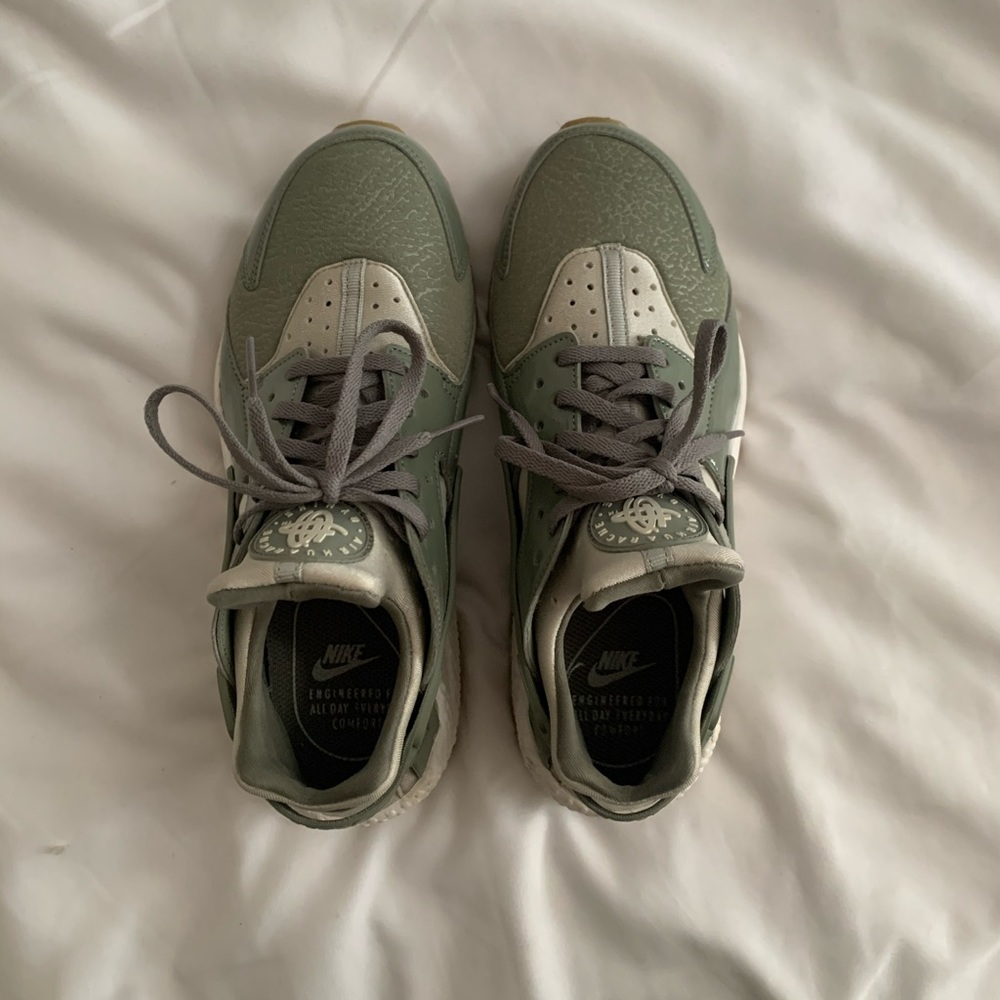 Nike Huaraches